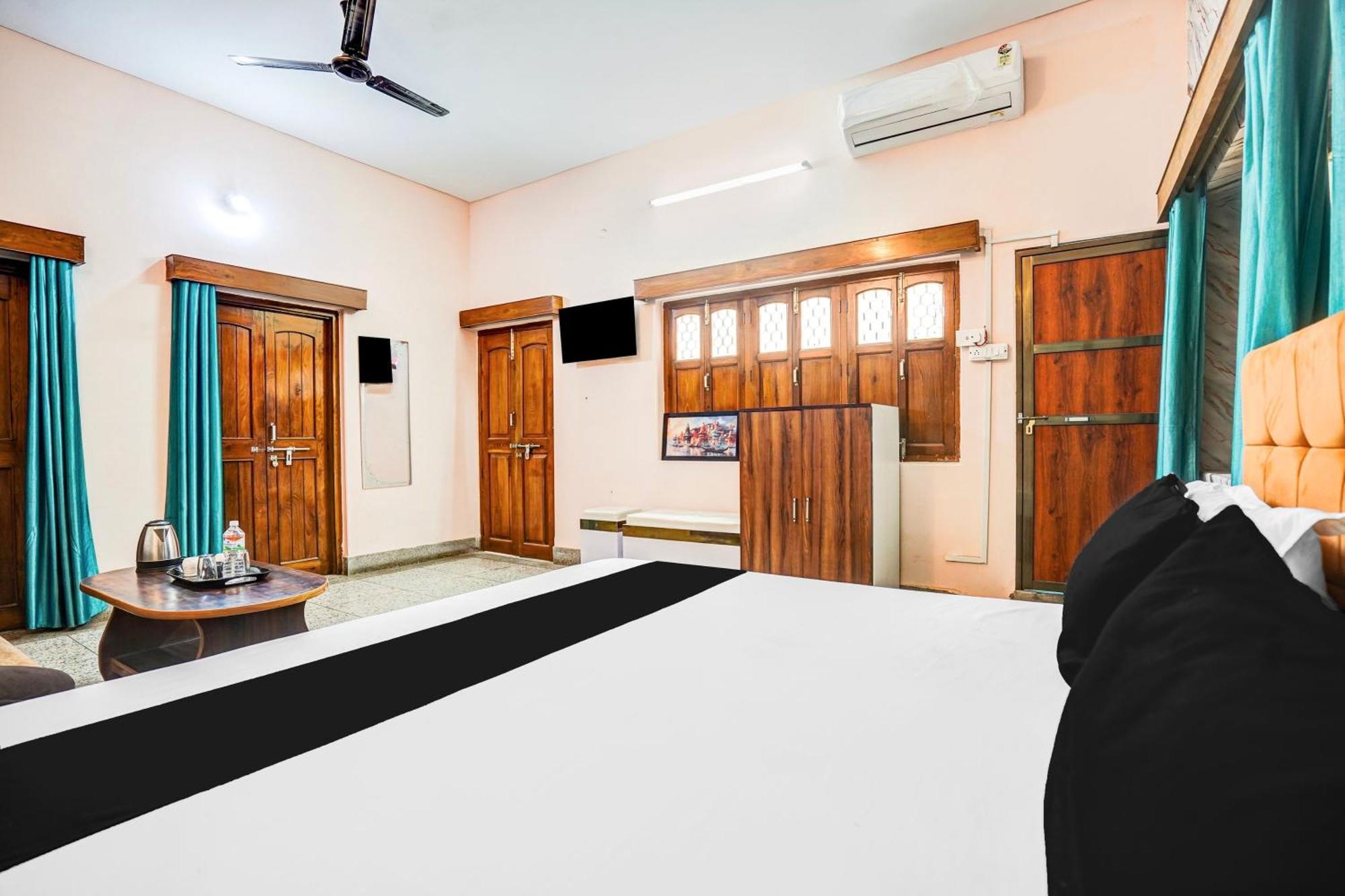 Super Hotel O Dakshin Dwar Formerly Radha Krishna Niwas Puri Exterior photo